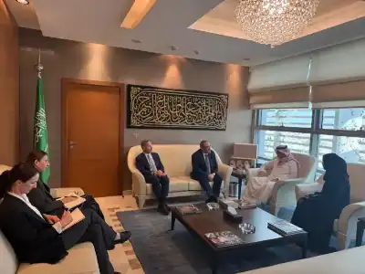 السفير السعودي الأمير منصور بن خالد