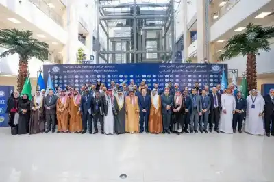 جامعة الزرقاء تختتم مشاركتها في المؤتمر