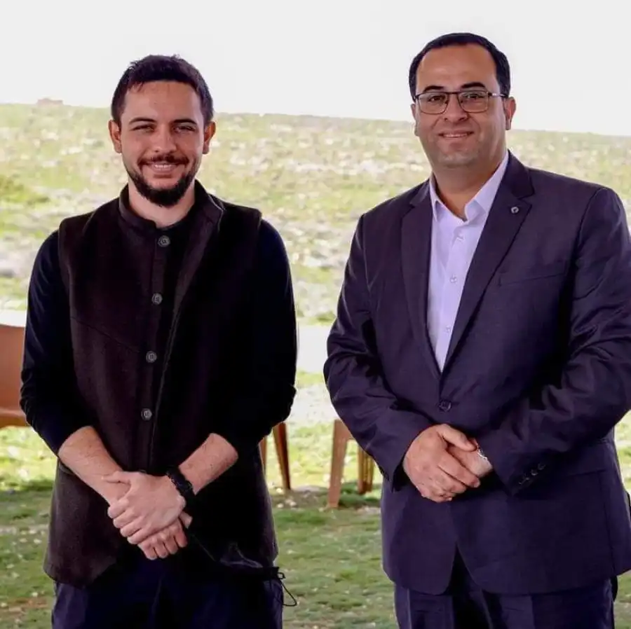 الخصاونة يكتب: مع اقرار قانون خدمة