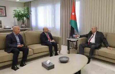 القاضي يلتقي الأمين العام للمجلس الوطني