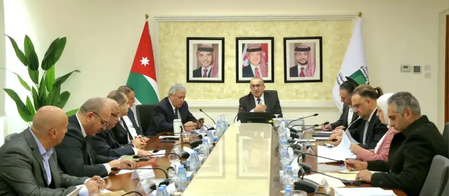 مدار الساعة,أخبار الأردن,اخبار الاردن,ماهر أبو السمن,وزير النقل,وزير الداخلية,مازن الفراية,وزيرة التخطيط والتعاون الدولي,زينة طوقان,وزير الاستثمار,يعرب القضاة,وزارة الأشغال العامة والإسكان,هيئة تنظيم النقل البري,وزارة الأشغال