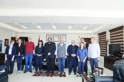 وفد جورجي يزور البترا للاطلاع على