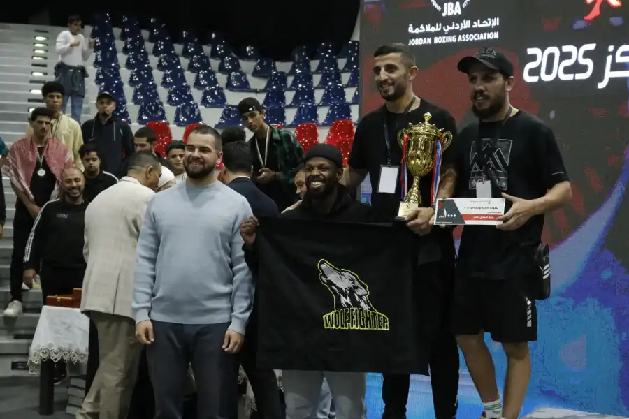 مدار الساعة,أخبار رياضية,وزير الشباب,مدينة الحسين للشباب,الأمير نايف بن عاصم