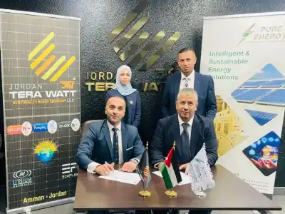 اتفاقية أردنية لتوريد الواح طاقة شمسية