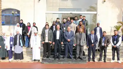 رئيس جامعة الزرقاء يلتقي ممثلي الجاليات