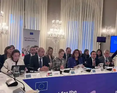 الصفدي يشارك في الاجتماع الوزاري لإطلاق