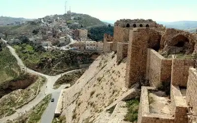 الكرك: فاعليات تدعو لوضع برامج تساهم