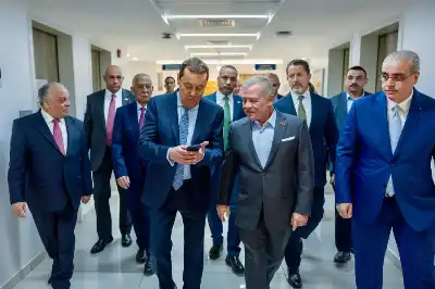 الملك يوجه الحكومة إلى توسعة مركز