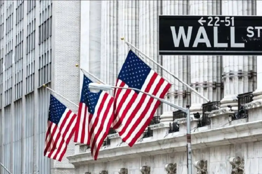 مدار الساعة,أخبار خفيفة ومنوعة