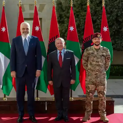 الملك يستقبل رئيس وزراء ألبانيا في