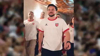 ولي العهد يطمئن هاتفيا على صحة