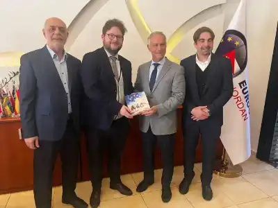 دبلوماسي بلجيكي يلتقي أعضاء غرفة التجارة