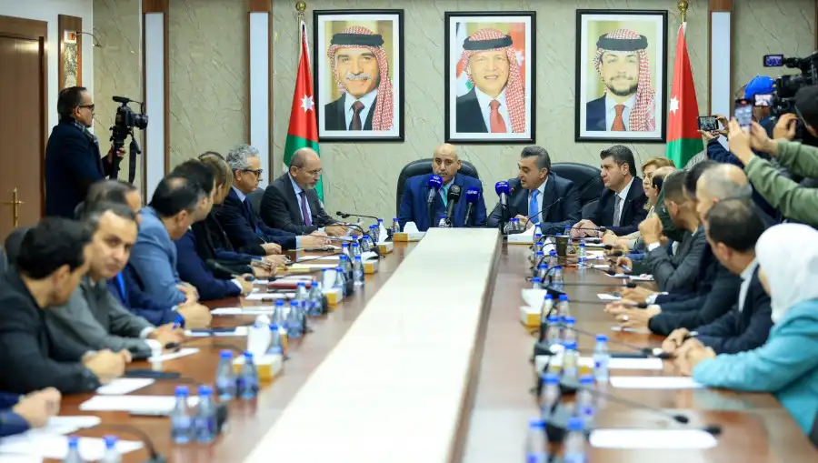 مدار الساعة,أخبار الأردن,اخبار الاردن,أخبار مجلس النواب الأردني,نائب رئيس الوزراء,وزير الخارجية وشؤون المغتربين,الملك عبد الله الثاني,رئيس الوزراء,أيمن الصفدي,مجلس النواب,قطاع غزة,الضفة الغربية