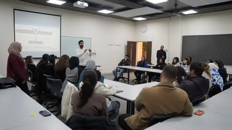 مدار الساعة,أخبار الجامعات الأردنية,جامعة الشرق الأوسط,الذكاء الاصطناعي