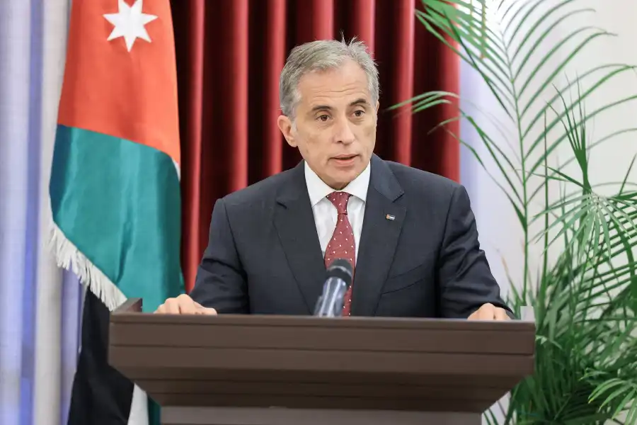 مدار الساعة,أخبار الأردن,اخبار الاردن,مناسبات أردنية,الدكتور جعفر حسان,الدكتور محمد الخلايلة,عبدالمنعم العودات,مصطفى الرواشدة,رئيس الوزراء,الملك عبدالله الثاني,الملك عبد الله الثاني,الأمير الحسين بن عبد الله الثاني,مهند شحادة,محمد الخلايلة,الخدمات الطبية الملكية,عيد الميلاد المجيد