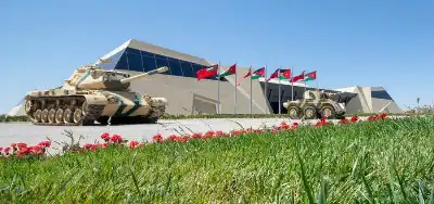 متحف الدبابات الملكي يستقبل زواره كالمعتاد