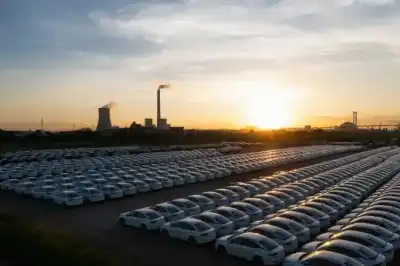 حصاد 2025.. السيارات الكهربائية تجتاح طرقات