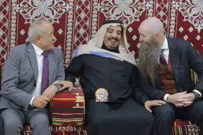 السفير الامريكي هولتسنايدر يزور قبيلة الدعجة..