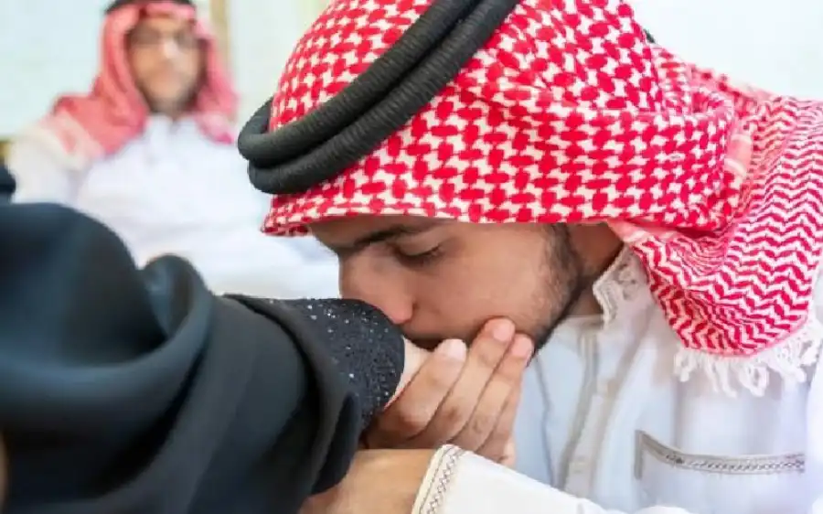 مدار الساعة,شؤون دينية