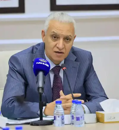 العموش يطمئن على صحة الصحفي التميمي..