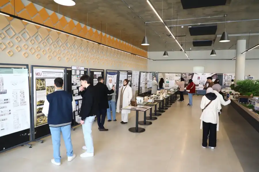 مدار الساعة,أخبار الجامعات الأردنية,جامعة الشرق الأوسط