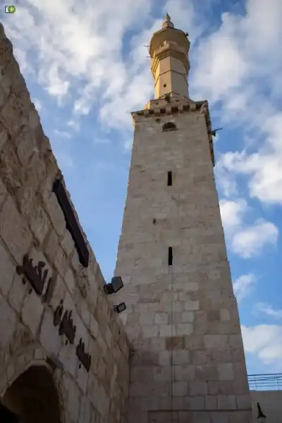 مسجد عجلون الكبير.. معلم ديني شاهد