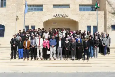 جامعة الزرقاء تختتم فعاليات برنامج Dental