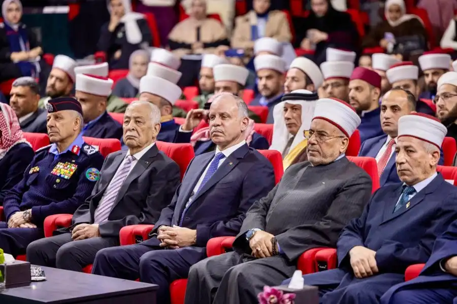 مدار الساعة,أخبار الأردن,اخبار الاردن,وزير الأوقاف والشؤون والمقدسات الإسلامية,الدكتور محمد الخلايلة,إمام الحضرة الهاشمية,الملك عبدالله الثاني,الأمير فيصل بن الحسين,الملك المؤسس,عبدالله بن الحسين,محمد الخلايلة,الديوان الملكي الهاشمي,وزارة الأوقاف