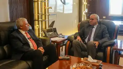 وزير النقل يزور هيئة الطيران المدني