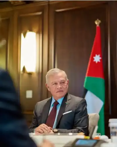 الملك يتلقى اتصالا هاتفيا من رئيس