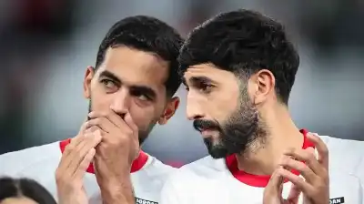 يزن النعيمات وعلي علوان إلى الأردن