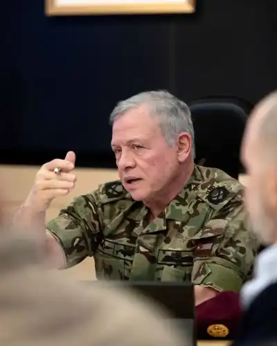 الملك يترأس اجتماعا في المركز الوطني