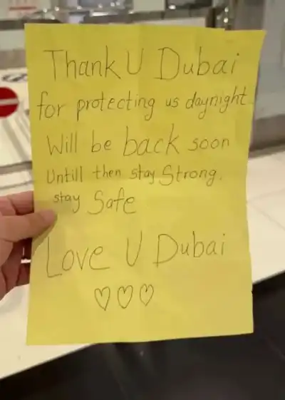 رسالة من القلب.. طفلة تودع دبي