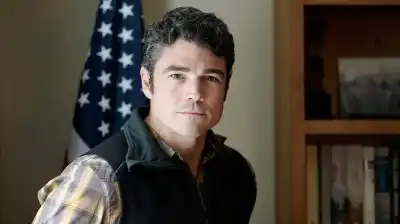 احتجاجا على حرب إيران.. استقالة مدير