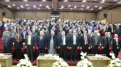 منسوبو الزرقاء للتعليم والاستثمار يتبادلون التهاني