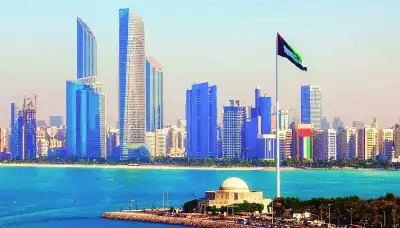 أبوظبي.. إصابة 12 شخصا جراء سقوط