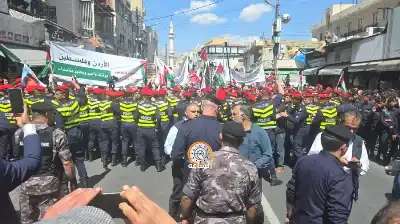 آلاف الأردنيين ونواب وأحزاب من وسط