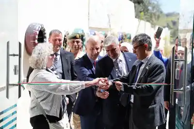 وزير العمل يفتتح المركز الأردني الإيطالي