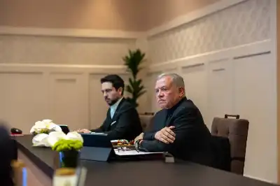 الملك يتابع سير عمل الحكومة في