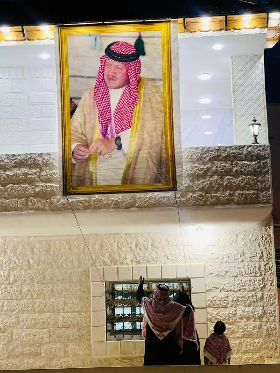 الشيخ البري يحتفل بيوم العلم ويكتب: