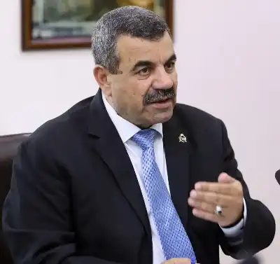 العماوي يحذّر من “فخ البرستيج: ديون