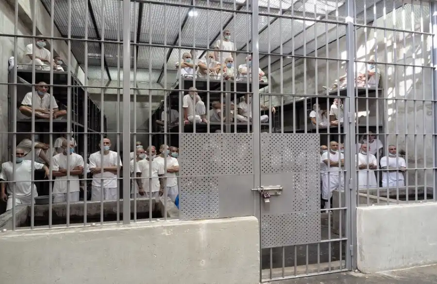 مدار الساعة,أخبار عربية ودولية