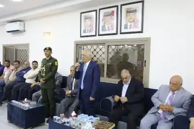 الديوان الملكي يعزي عشيرة الفريحات (صور)