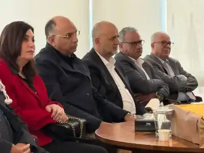 جماعة عمان لحوارات المستقبل تكرم الجمعية