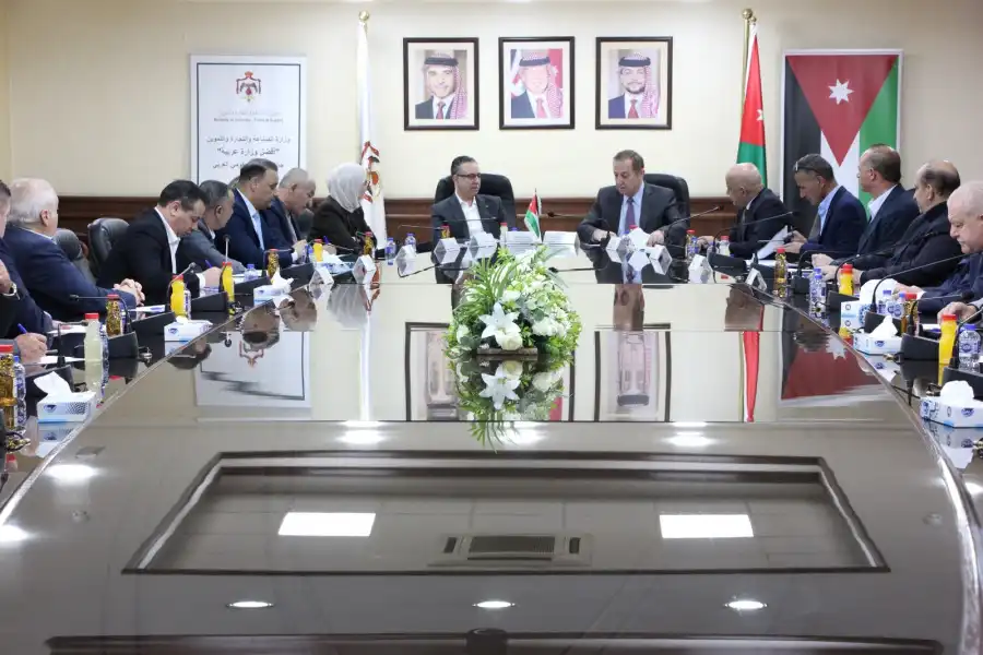 مدار الساعة,أخبار اقتصادية,وزير الصناعة والتجارة والتموين,وزير الزراعة,يعرب القضاة,وزارة الزراعة,غرفة تجارة الأردن,أمانة عمان