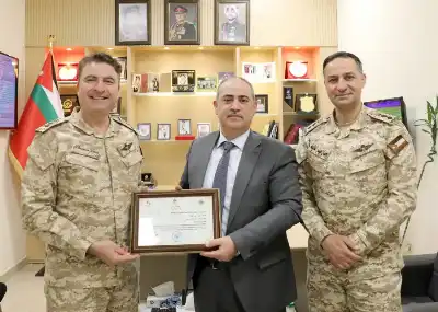 معهد اللغات العسكري يحصل على ترخيص