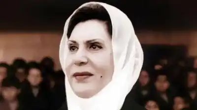 الذكرى الــ 32 لوفاة الملكة زين