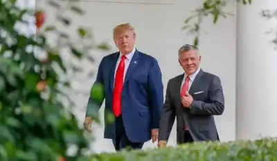 الملك يجري اتصالا هاتفيا مع الرئيس