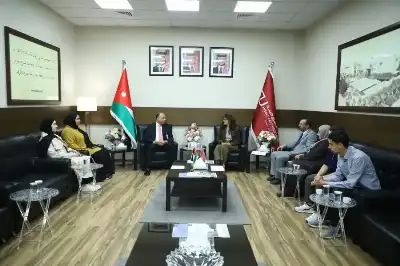 الشرق الأوسط.. . تكريم الفائزين بالمراكز