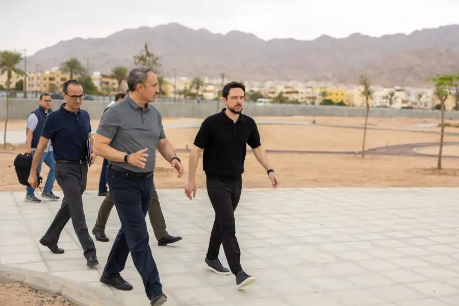 مدار الساعة,ولي العهد
